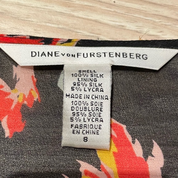 DIANEvonFURSTENBERG sheer floral top - Picture 3 of 4